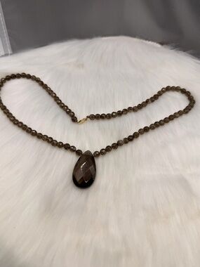 14k Claps Smoky Quartz 21 Inches Collar.